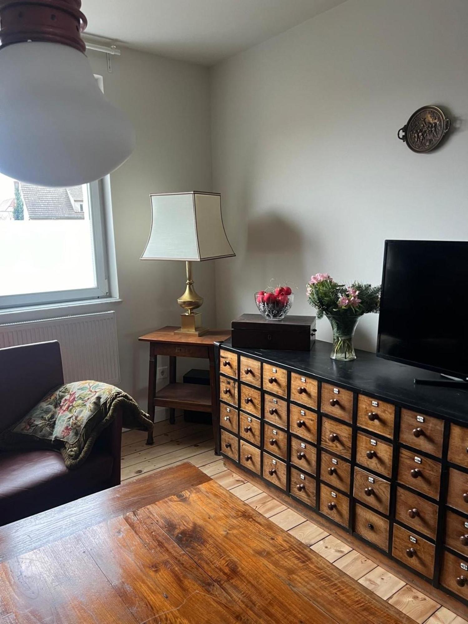 Antike Wohnmoeglichkeit Kurz Und Langfristig 100Qm Erdgeschoss Appartement Lauchhammer Buitenkant foto